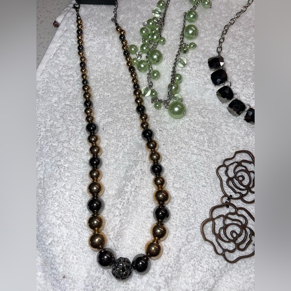 ❤️❤️LAST CHANCE❤️❤️5 pieces for $25!!  All lead and nickel free, NWT, never worn - Picture 2 of 4